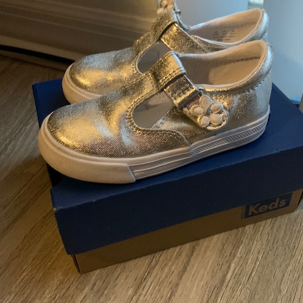 Toddler keds
